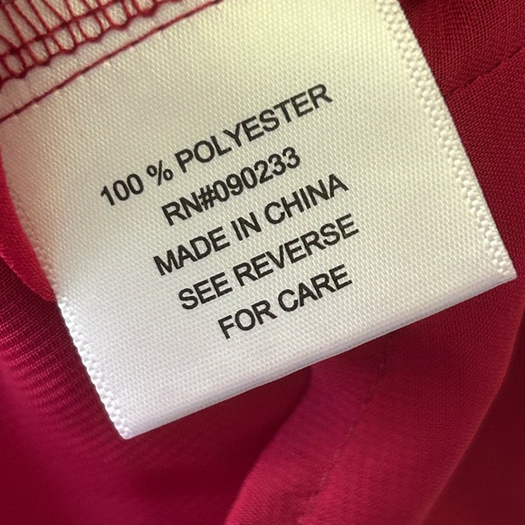 Sheer Grid Cutout Back Red Top - Picture 13 of 14